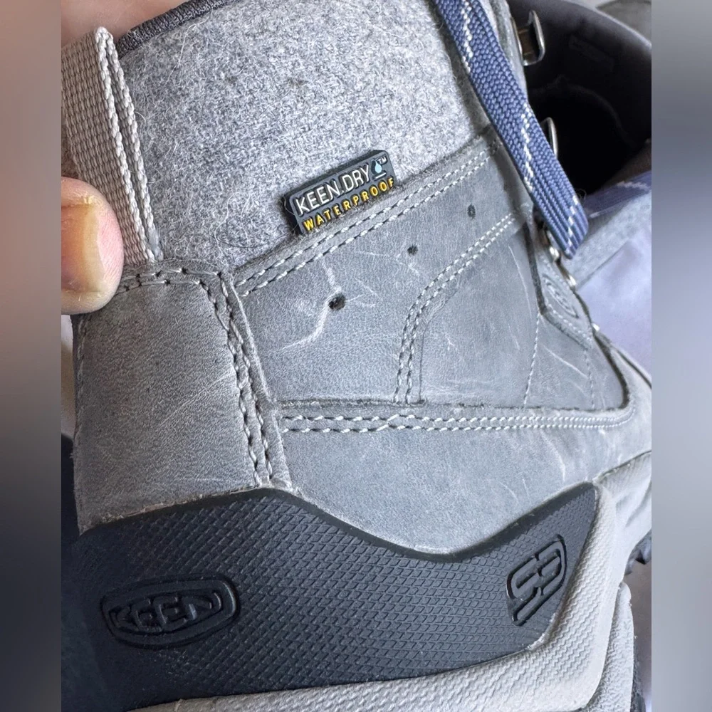 KEEN Women's Gray Winter Boots Size 9 Hicking Women’s Boots